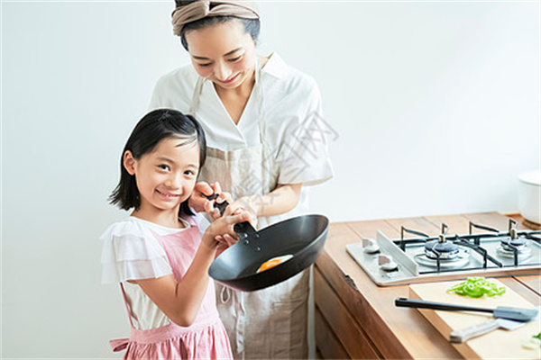 教孩子做饭整理亲子馆加盟